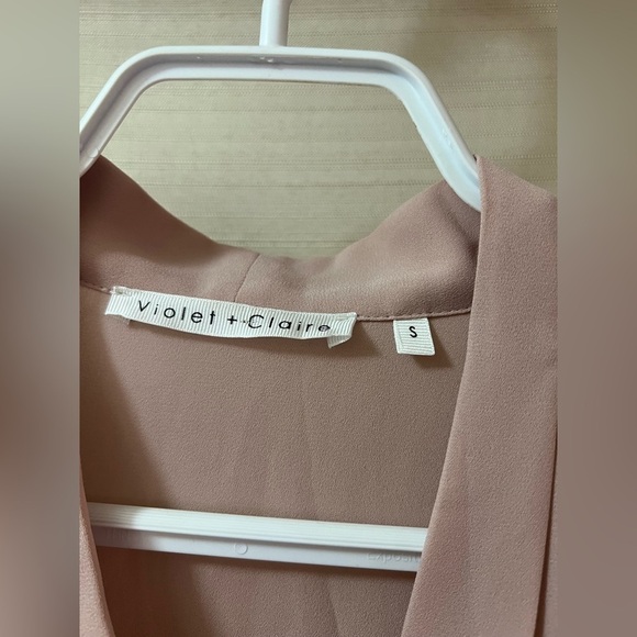 ⚫️ BOGO Violet and Claire women’s blush pink blouse size small - Picture 5 of 8